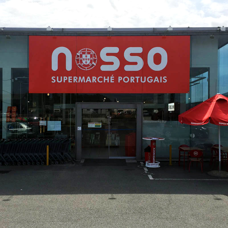 Enseigne pour le Supermarché Portugais Nosso à Mâcon- 71