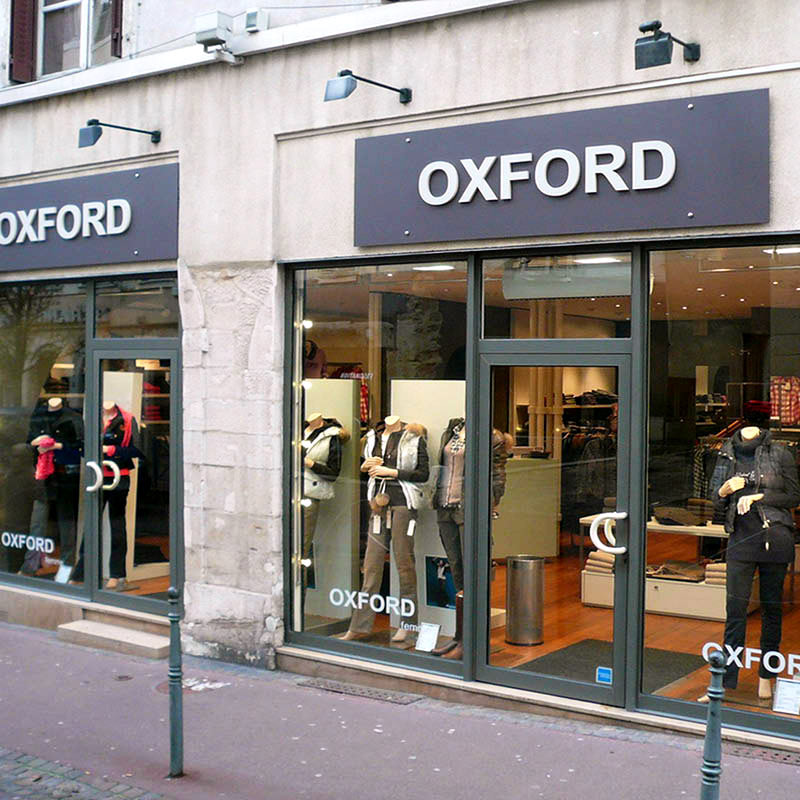 Lettres volume pour la boutique Oxford en centre ville à Mâcon- 71