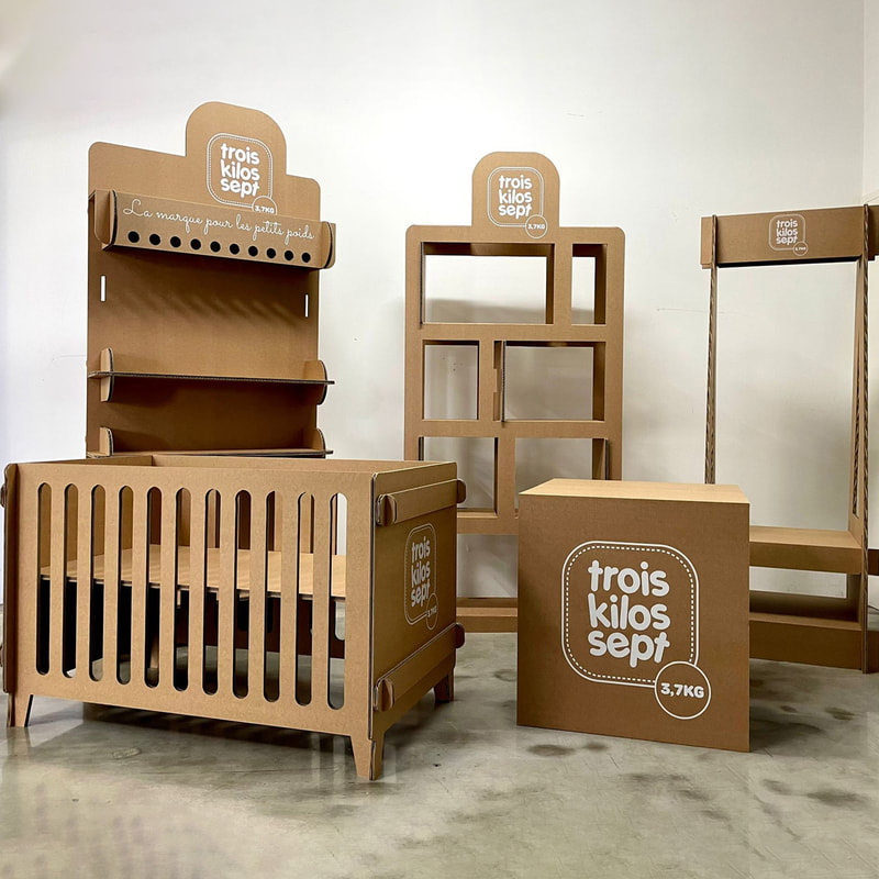 Stand composé de meubles cartons pour Novatec.