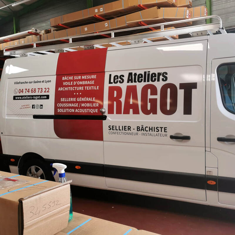 Vehicule pour les ateliers Ragot (71)